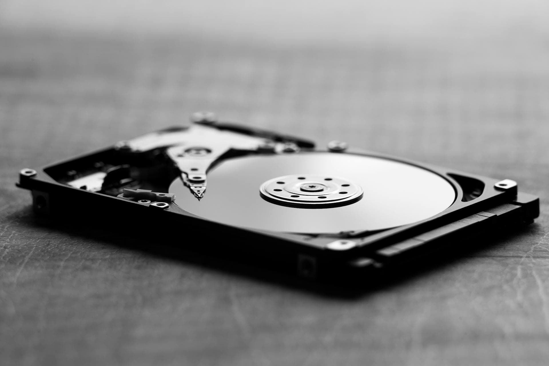 Festplatte und Datenspeicher — Disaster Recovery mit DCW